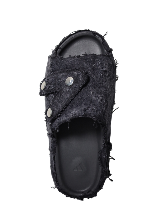 1/1 #Λ YZY BLACK DENIM SLIDES (11US)
